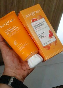 Dot & Key Vitamin C+E Face Wash & Sunscreen