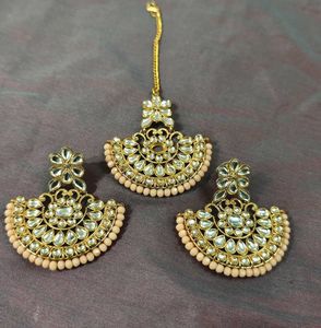 Kundan Earrings with tikka 🌟