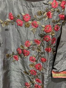 Elegant Grey Embroidered Kurta