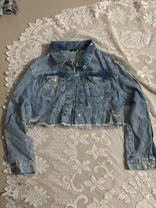 Distressed Cropped Denim Jacket with jeans size 33
