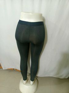Nike Women's Sparkle Gym/Yoga Leggings