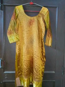 Gold tone kurta set