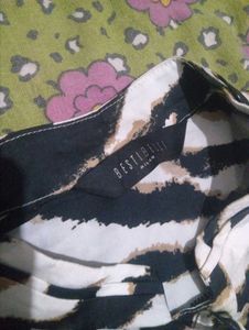 Stylish Zebra Print Button-Up Shirt