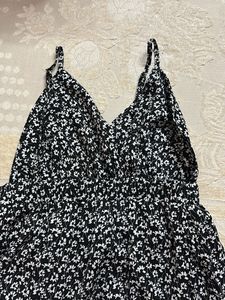 Chic Floral Print Midi Dress black - S