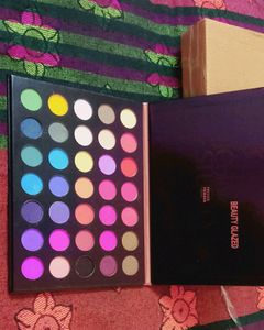 35 Different Colour Eyeshadow Palette