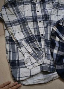 Bundle: 6 Men's Casual Shirts nd t shirtd