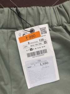 Zara Green Casual Shorts