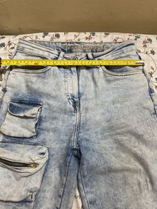 Wide Leg Jeans with Pockets