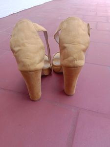 Mustard Colour Heels😍