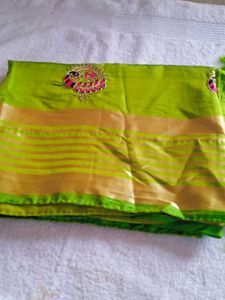Lovely And Beautiful Saree Parrot Green..💚