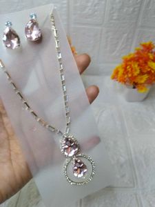 Elegant Pink Crystal Necklace Set