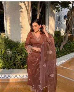 Brown dress set