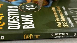 EduCart Hindi Question Bank Class 10 CBSE 2026-27