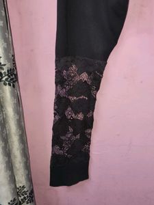 Stylish Black Leggings with Lace Detail