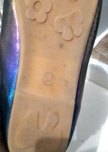 Girls Footwear.