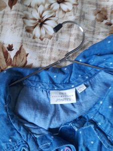Girls Denim Top Price is 200