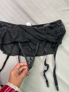 sexy panty attchd in garter belt