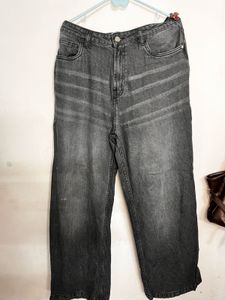 jeans for mid size girlie