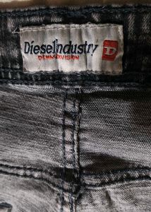 Stylish Grey Ripped Jeans for Men – Trendy &amp; Comfo
