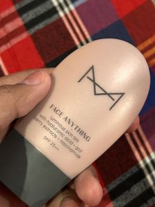Bestseller Dewy Skin Tint SPF 25+