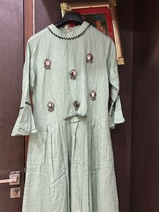 😃 Embellished Top