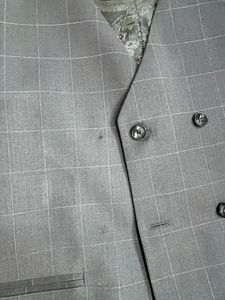 ✨ Elegant Grey Checked 3-Piece Suit Set ✨