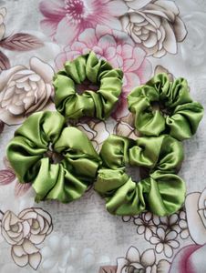 🔥PACK OF 4🔥 Green Satin Scrunchie Set