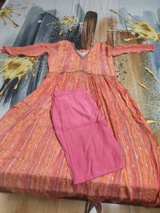 Embellished Crape Kurta with pant