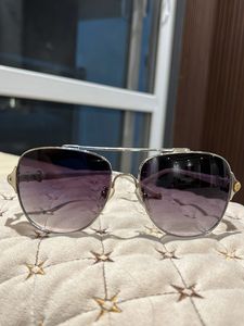 Stylish Aviator Sunglasses