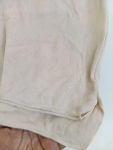 Sleeveless Round Neck Top