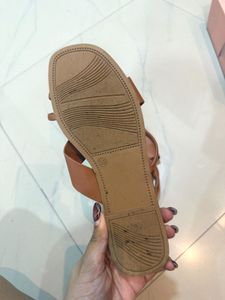 Zudio Stylish Brown Flat Sandals