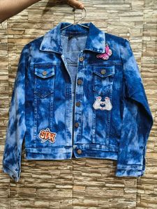 Stylish Denim Jacket with Patches
