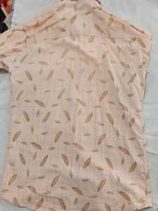 Feather Print Casual Shirt