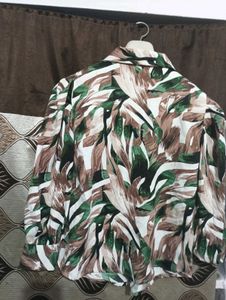 Abstract Print Button-Up Blouse