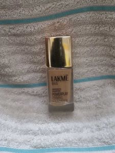 Lakme Powerplay Priming Foundation