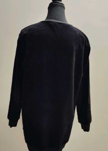 Black Long Sleeves