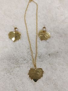 Chain , Pendant And Earing Set