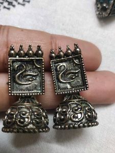 Vintage Swan Jhumka Earrings
