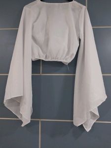Chic White Twist Front Crop Top