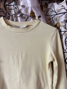 Ribbed Cropped Long Sleeve Top