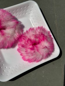 Fluffy Pack Of 2 Scrunchies 🌸