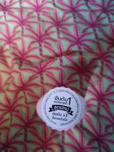 Ponds Watermelon fresh and bright face powder