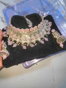 Stunning Kundan &amp; daimond Pearl Choker Set