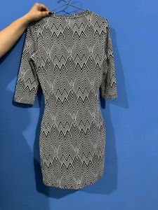 Monochrome Geometric Print Dress