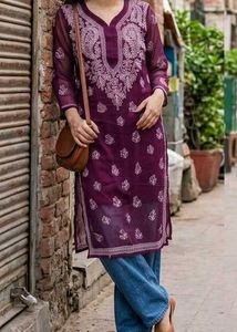Embroidered Chikankari Kurta