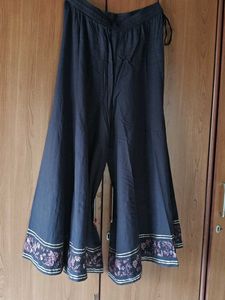 Beautiful "Ishin" Brand Kurta And Palazzo Set