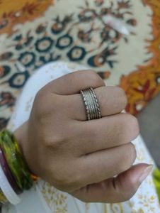 Finger rings