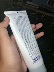 Re'equil Ceramide &amp; Hyaluronic Acid Moisturiser