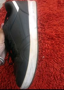 8. TOMMY HILFIGER Men's Black Sneakers