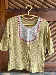 Embroidered Kurta